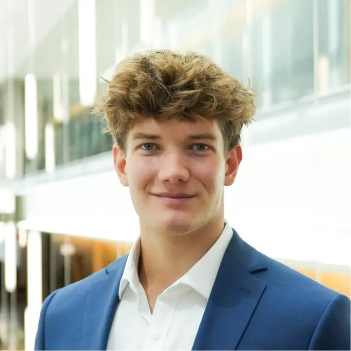 Xander Bartlett